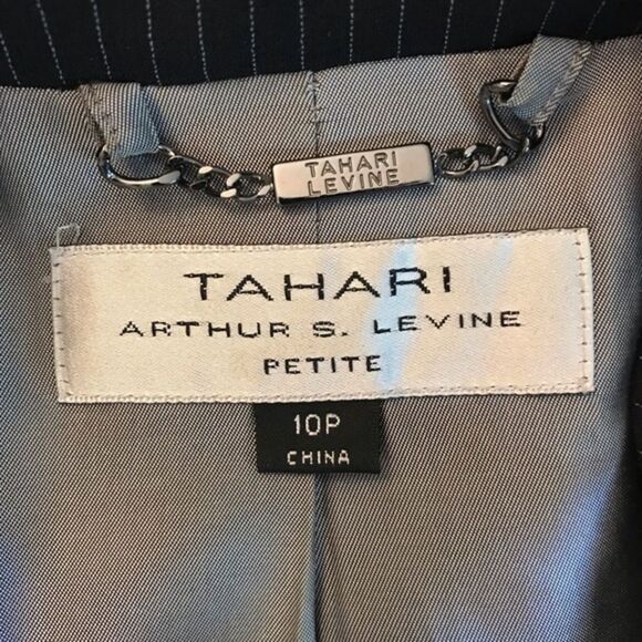 Tahari Pin Striped Blazer Sz 10 Petite Women’s - Picture 5 of 6
